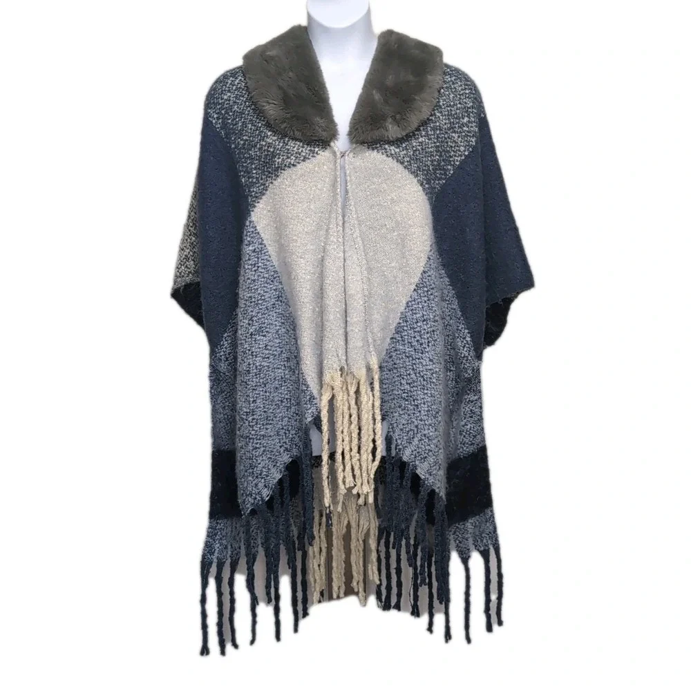 Adrienne Vittadini Faux Fur Collar Kimono Sweater‎ Jacket Fringe Poncho One Size